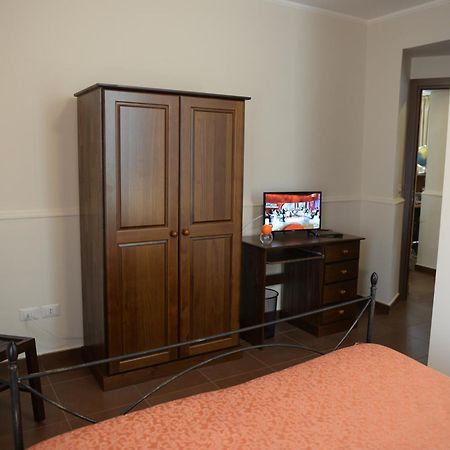 B&B San Leonardo Mascali Eksteriør billede