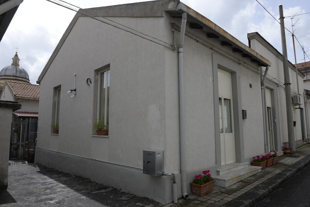 B&B San Leonardo Mascali Eksteriør billede