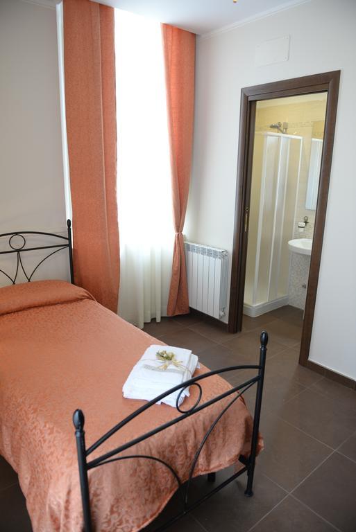 B&B San Leonardo Mascali Eksteriør billede