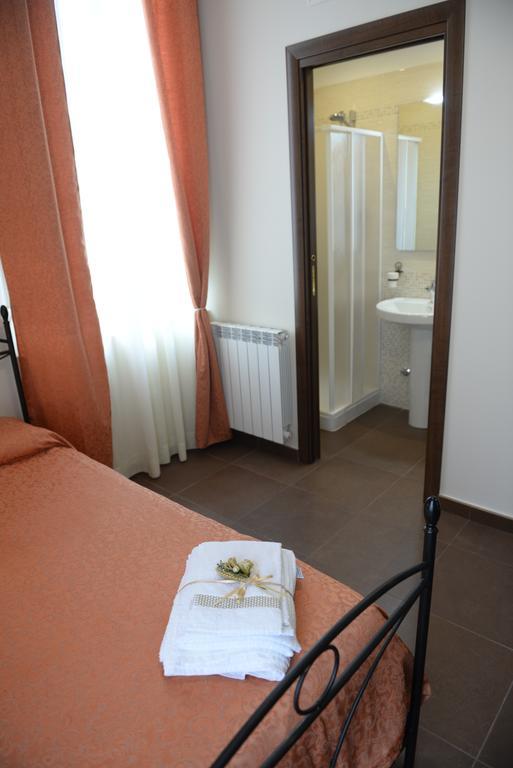 B&B San Leonardo Mascali Eksteriør billede